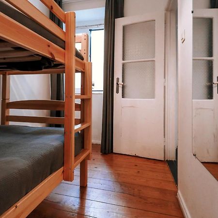 Lisbon Sant'Anna Apartments Bagian luar foto