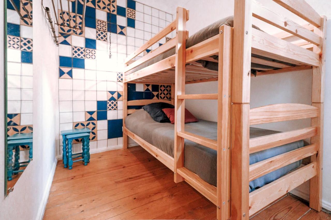 Lisbon Sant'Anna Apartments Bagian luar foto